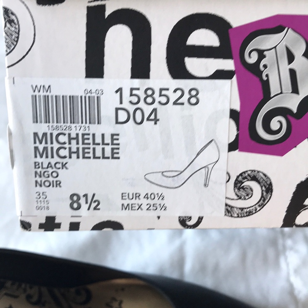 Michelle - Picture 4 of 6